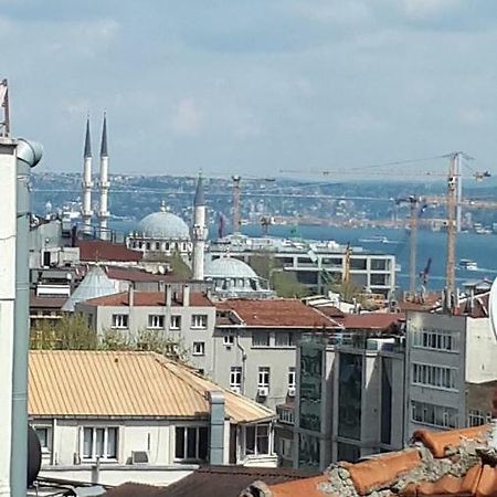 Waterfall Istanbul Exteriör bild