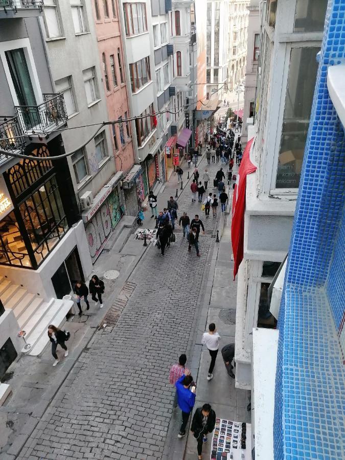 Waterfall Istanbul Exteriör bild
